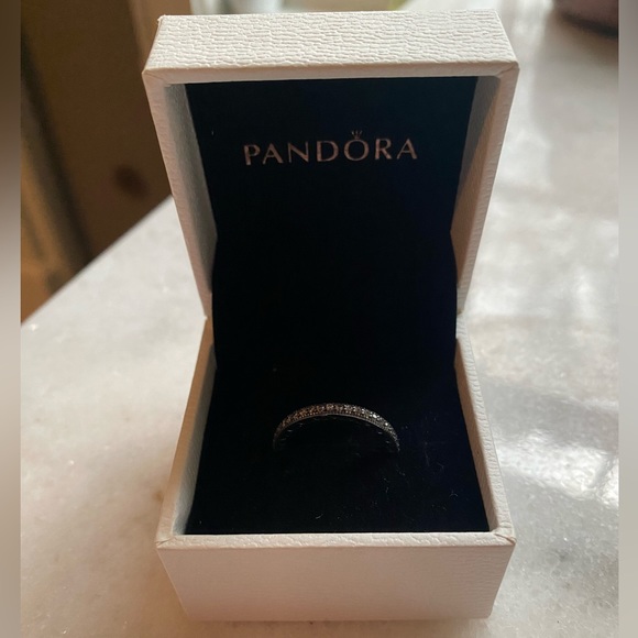 PANDORA Sparkle & Hearts Ring - Picture 1 of 3